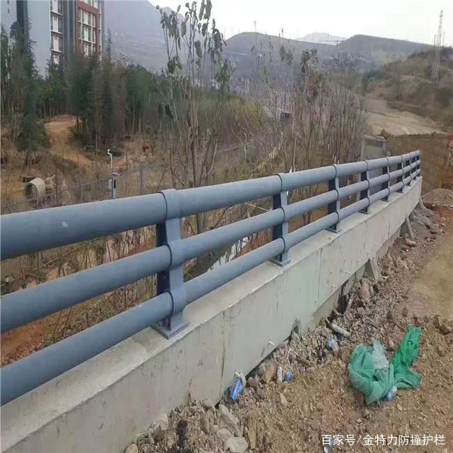 不锈钢护栏立柱 守护安全与美观的关键构件